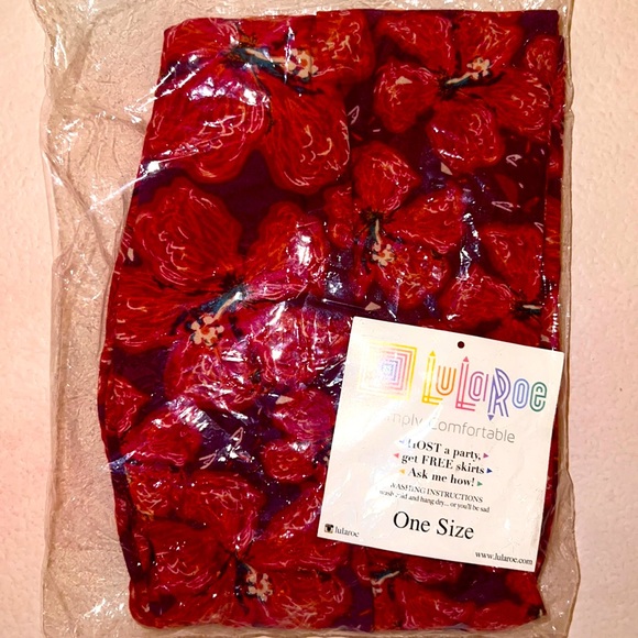 ❌(stolen)
 LulaRoe Hibiscus 🌺 leggings - Picture 4 of 6